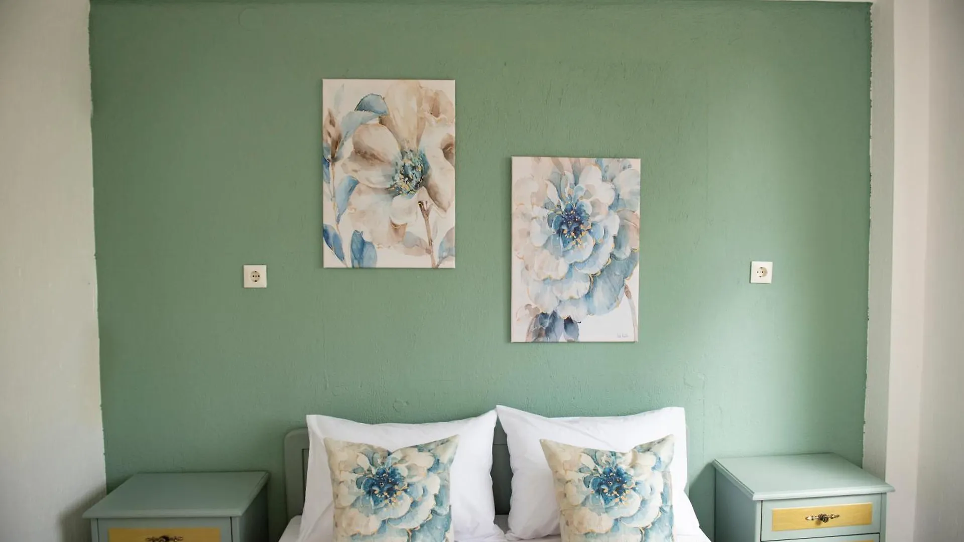 Villa De Flores Toroni Apartament